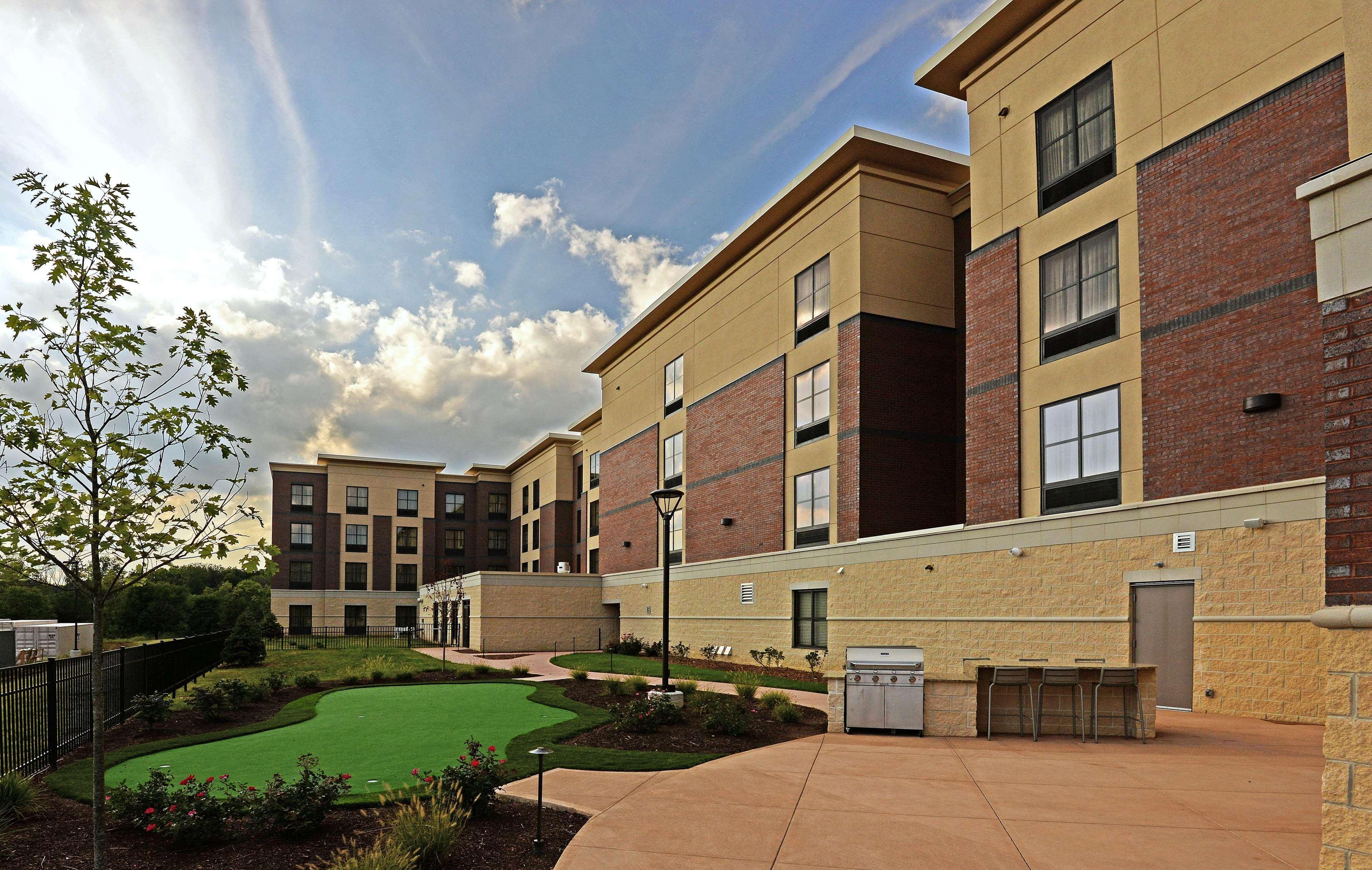 Homewood Suites By Hilton Cincinnati/Mason Exterior photo